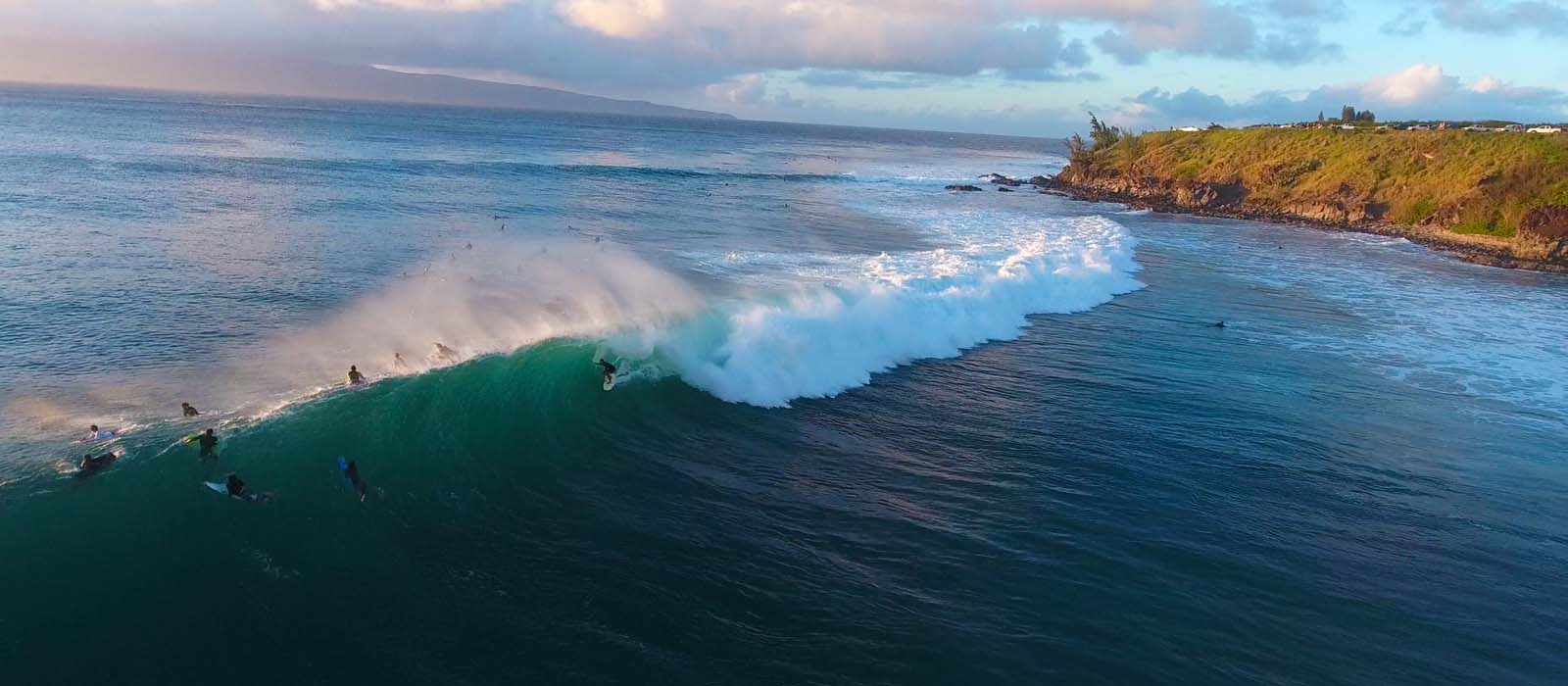 World of Maui  Surfing Spots