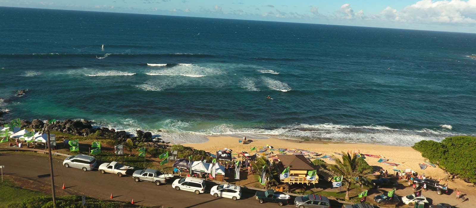 WINDSURFING & KITEBOARDING